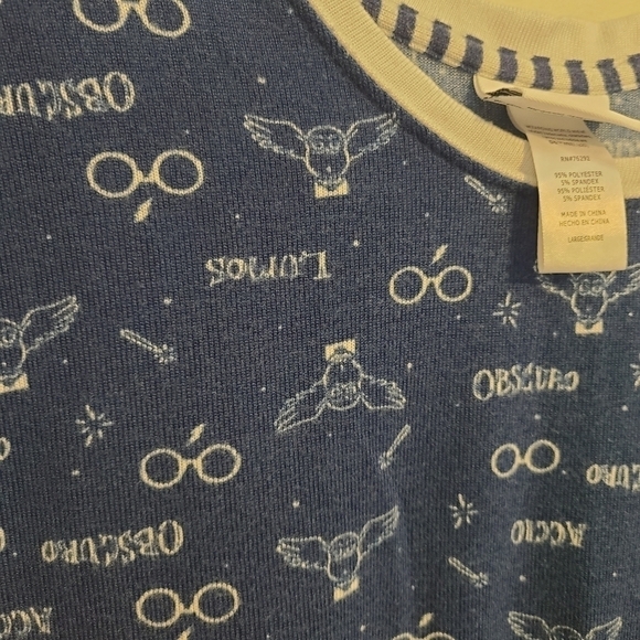 Wizarding World | Women's Harry Potter Sleepwear Pajama Top (Size Large) - Picture 6 of 11
